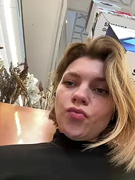 ValenciaShock online show from 03-19-26, 06:35