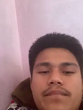 Hullax online show from 03-07-26, 03:46