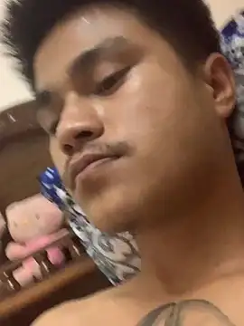 Hullax online show from 03-07-26, 04:34