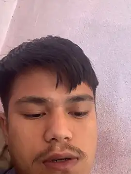 Hullax online show from 11-16-25, 02:27