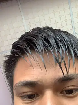 Hullax online show from 11-02-25, 01:54