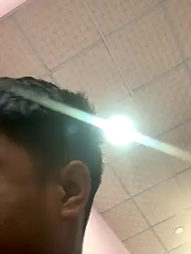 Hullax online show from 11-12-25, 02:04