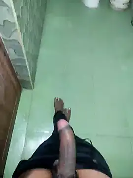 Snapshot of yo19boy chatting on 01-18-25, 10:06 yo19boy online show from 01-18-25, 10:06