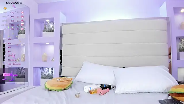 Snapshot of Isabella_Daniell chatting on 01-16-26, 03:54 Isabella Daniell online show from 01-16-26, 03:54