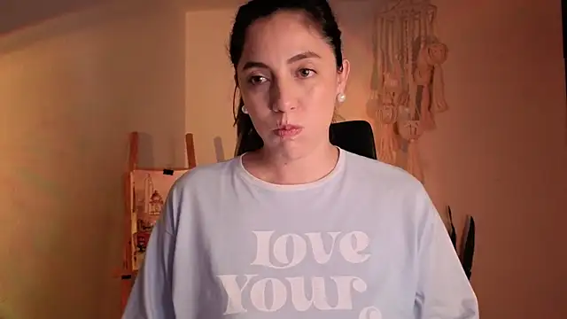 Mala Bad online show from 10-27-25, 03:57