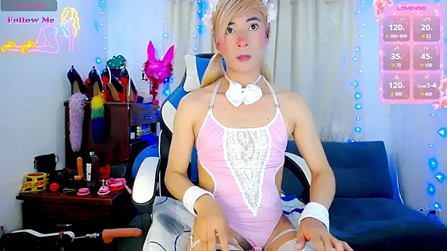 Aleexx    online show from 12-20-25, 12:19