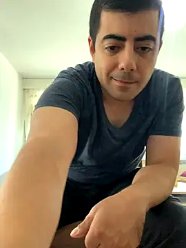 Snapshot of _Playboy_ chatting on 09-18-25, 01:36 Playboy online show from 09-18-25, 01:36