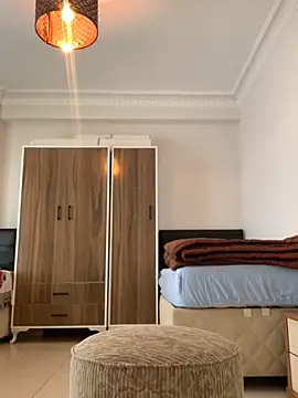 Snapshot of _Playboy_ chatting on 11-07-25, 08:19 Playboy online show from 11-07-25, 08:19