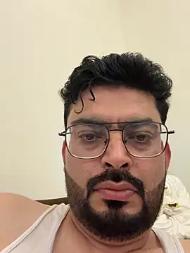 hot rajat online show from 05-11-26, 01:23