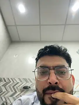 hot rajat online show from 05-19-26, 02:40