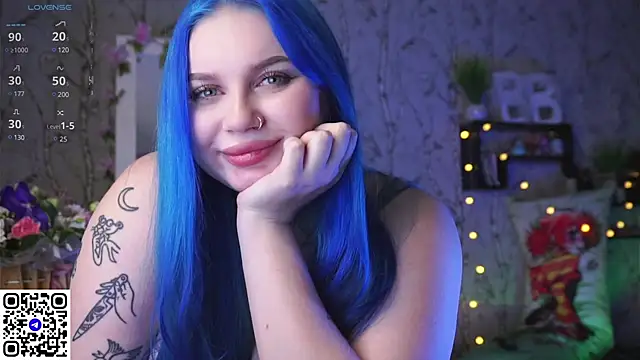 Snapshot of Moon_Valkyrie chatting on 03-11-25, 01:23 Moon Valkyrie online show from 03-11-25, 01:23