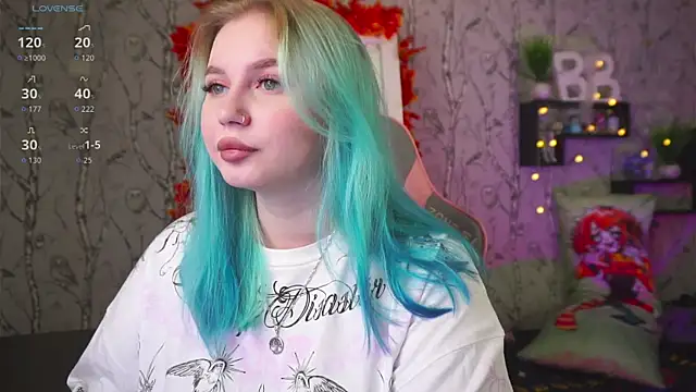 Snapshot of Moon_Valkyrie chatting on 10-02-25, 09:34 Moon Valkyrie online show from 10-02-25, 09:34