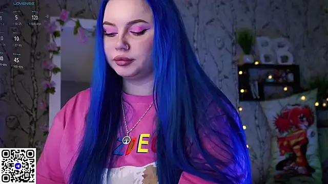 Snapshot of Moon_Valkyrie chatting on 03-07-25, 07:08 Moon Valkyrie online show from 03-07-25, 07:08