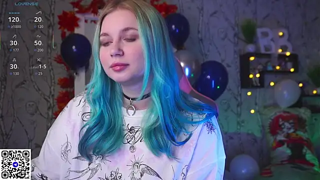 Snapshot of Moon_Valkyrie chatting on 09-11-25, 06:24 Moon Valkyrie online show from 09-11-25, 06:24