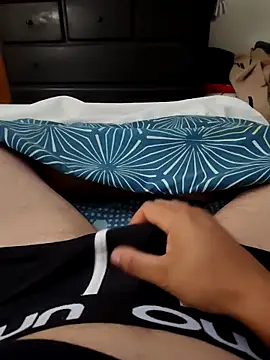 Snapshot of LuqenZo chatting on 04-07-26, 02:02 LuqenZo online show from 04-07-26, 02:02