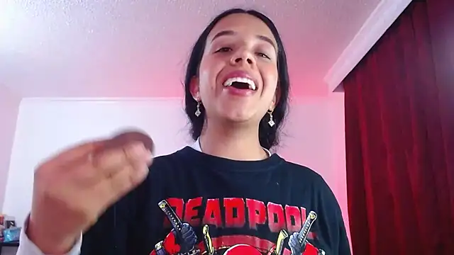 Snapshot of VALERY_MEER chatting on 10-17-25, 11:50 VALERY MEER online show from 10-17-25, 11:50