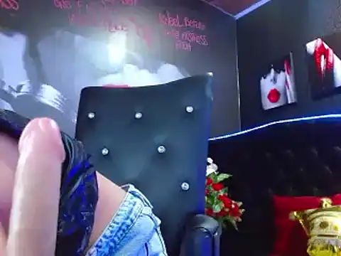 Snapshot of VALERY_MEER chatting on 12-02-24, 06:16 VALERY MEER online show from 12-02-24, 06:16