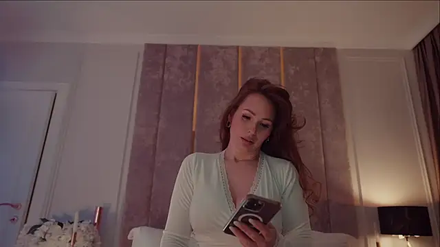 MilaDYstarlight online show from 02-20-26, 05:37