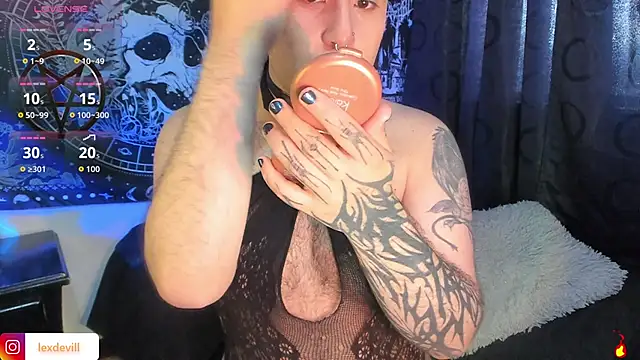 Lexxxxx  online show from 11-15-25, 09:30