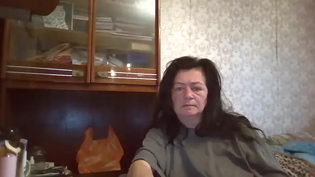 GypsiQueen2 online show from 11-16-25, 05:34