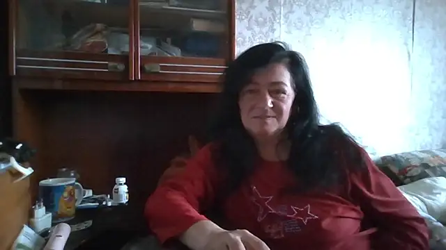 GypsiQueen2 online show from 11-19-25, 08:14