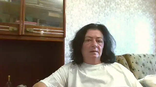 GypsiQueen2 online show from 07-02-26, 03:23