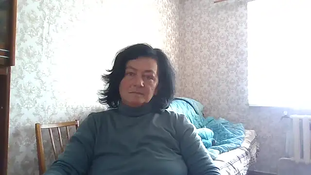 Snapshot of GypsiQueen2 chatting on 04-23-26, 08:21 GypsiQueen2 online show from 04-23-26, 08:21