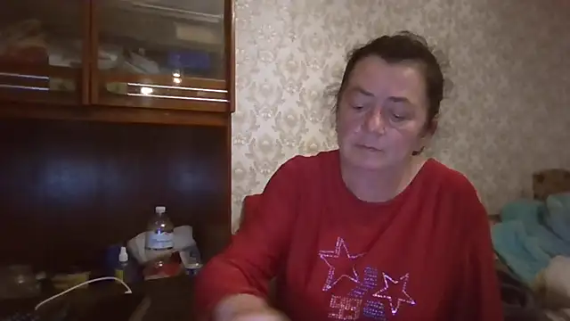 GypsiQueen2 online show from 10-05-25, 05:14