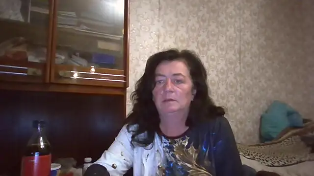 GypsiQueen2 online show from 09-28-25, 06:26