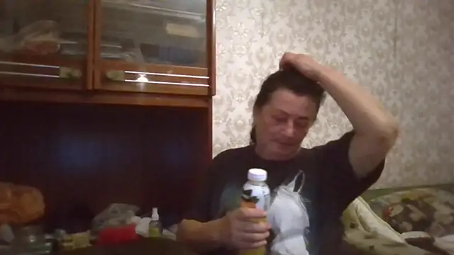 GypsiQueen2 online show from 09-23-25, 08:16