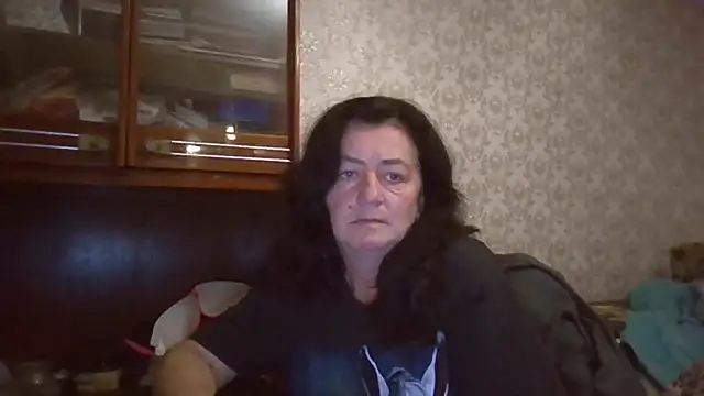 GypsiQueen2 online show from 10-10-25, 05:14