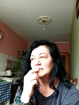 GypsiQueen2 online show from 03-03-26, 08:54