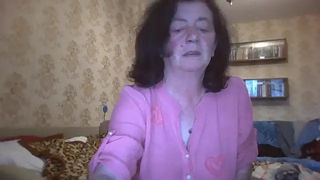 GypsiQueen2 online show from 07-16-26, 06:27