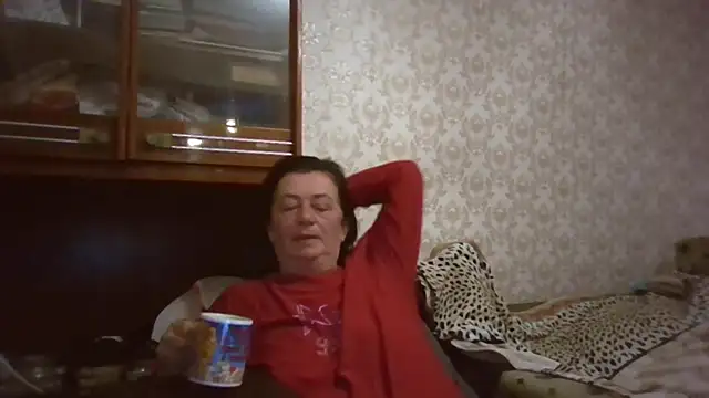 GypsiQueen2 online show from 10-11-25, 07:26