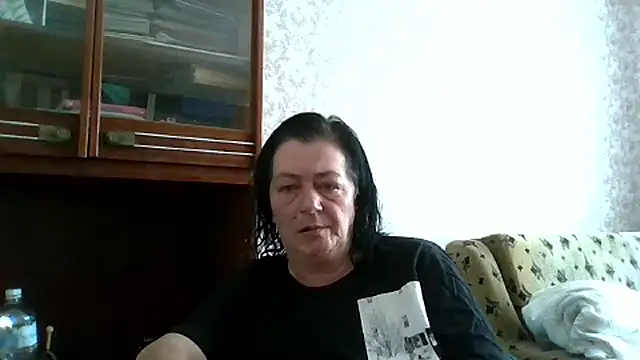 GypsiQueen2 online show from 06-30-26, 07:52
