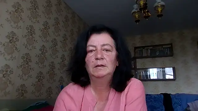 GypsiQueen2 online show from 07-24-26, 08:21