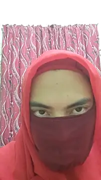 Snapshot of ElisyaHijabDoll chatting on 10-24-25, 05:45 ElisyaHijabDoll online show from 10-24-25, 05:45