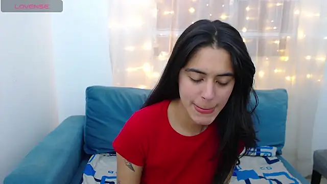 Snapshot of imSophia chatting on 02-14-26, 07:47 imSophia online show from 02-14-26, 07:47