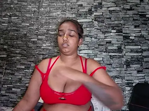 Snapshot of Xindias_fantasyX chatting on 02-10-26, 05:34 Xindias fantasyX online show from 02-10-26, 05:34