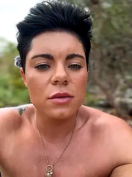 LukeLouHarvey online show from 09-16-25, 04:46