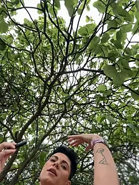 LukeLouHarvey online show from 09-28-25, 03:13