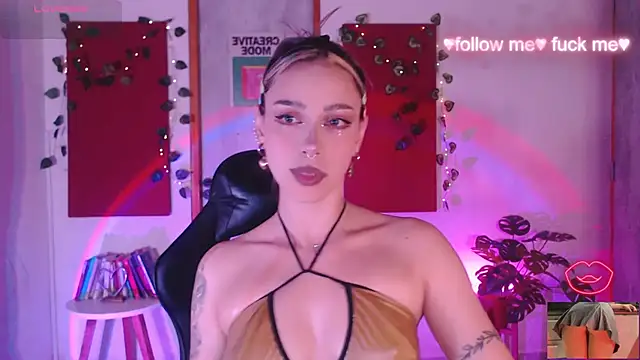 Snapshot of sakura_beauty chatting on 11-14-25, 04:49 sakura beauty online show from 11-14-25, 04:49