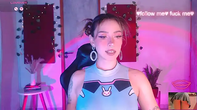 Snapshot of sakura_beauty chatting on 10-30-25, 04:44 sakura beauty online show from 10-30-25, 04:44