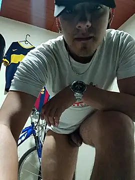 Triplex Coolness online show from 09-15-25, 04:24