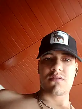 Triplex Coolness online show from 10-19-25, 05:37