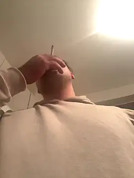 Snapshot of Lovemilf6969@xh chatting on 10-16-25, 12:52 Lovemilf6969xh online show from 10-16-25, 12:52