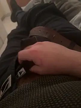 Snapshot of Lovemilf6969@xh chatting on 02-18-26, 02:42 Lovemilf6969xh online show from 02-18-26, 02:42