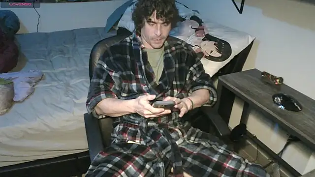 Snapshot of XxBobbyDigitalxX chatting on 01-17-25, 02:18 XxBobbyDigitalxX online show from 01-17-25, 02:18