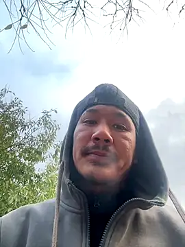 Snapshot of juniiorre chatting on 10-25-25, 04:18 juniiorre online show from 10-25-25, 04:18