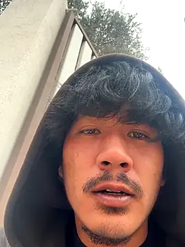 Snapshot of juniiorre chatting on 10-29-25, 11:53 juniiorre online show from 10-29-25, 11:53